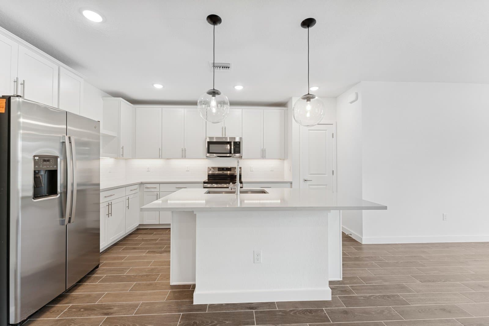 Kitchen with pendant lights