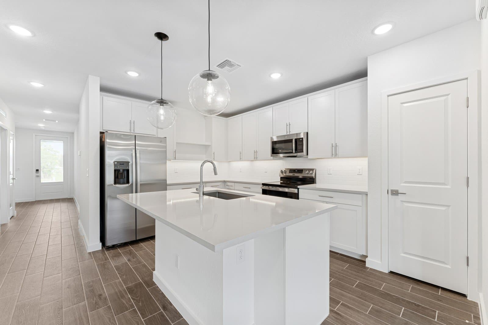 Kitchen with vast island
