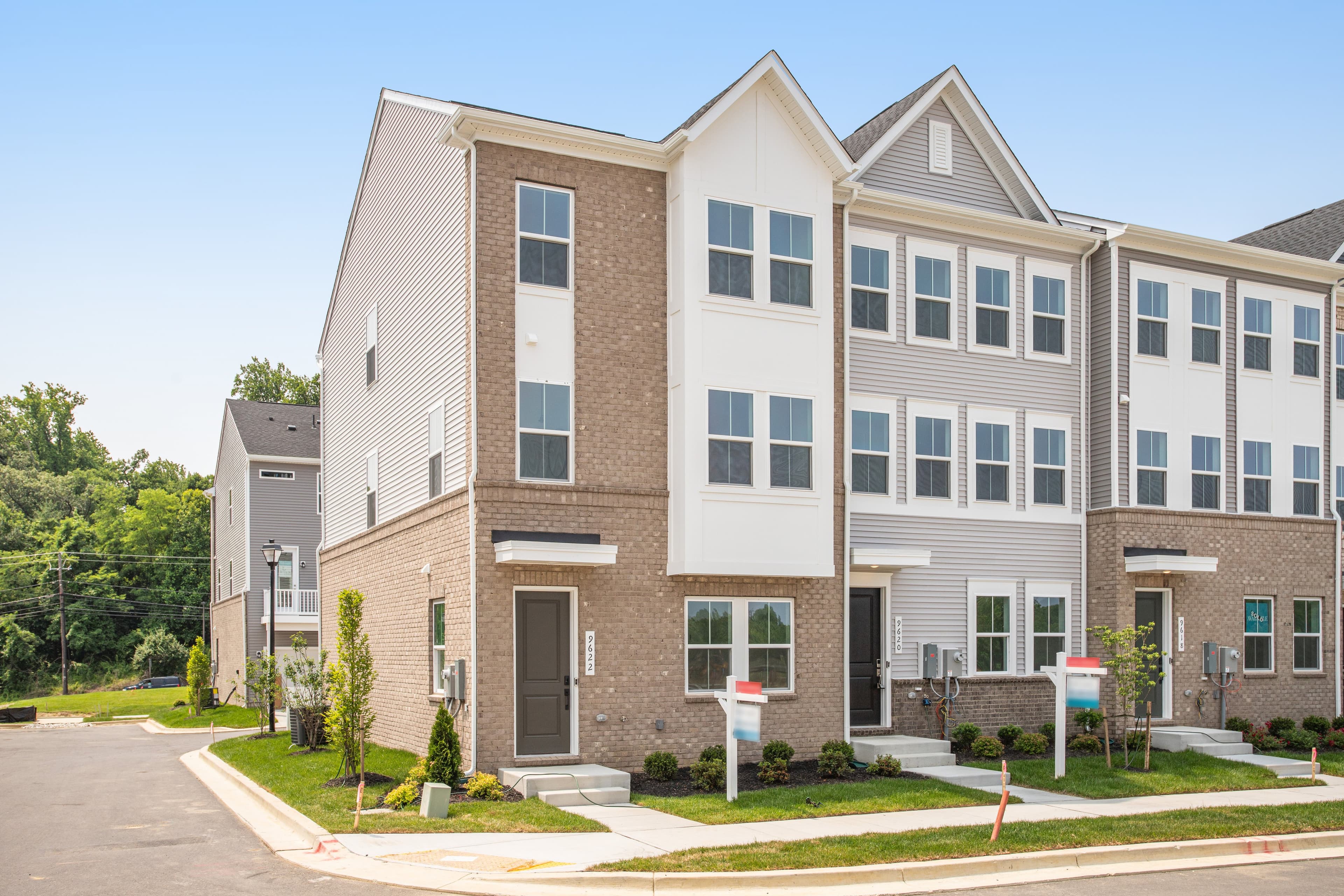 Luxurious Townhomes
