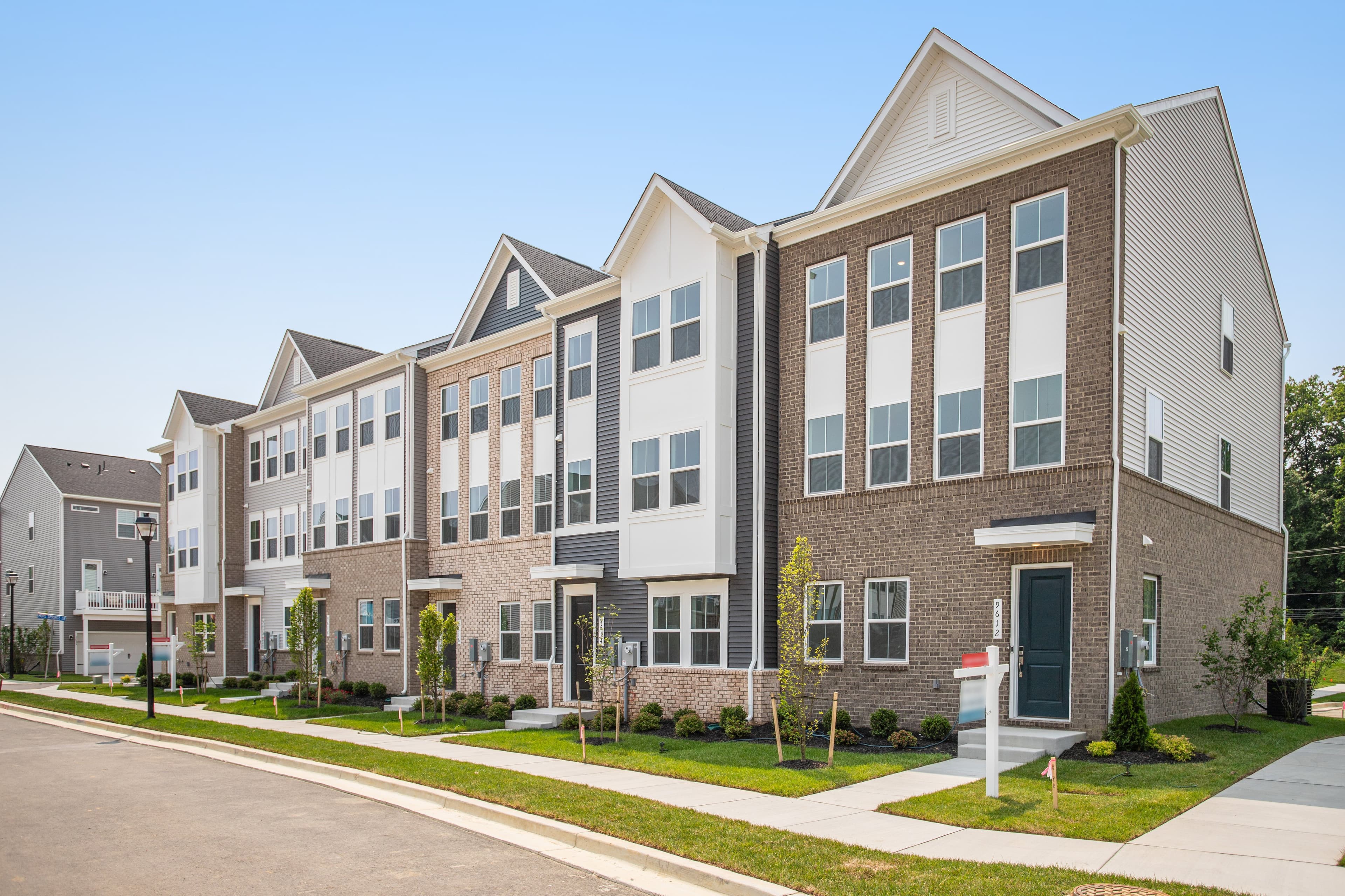Luxurious Townhomes