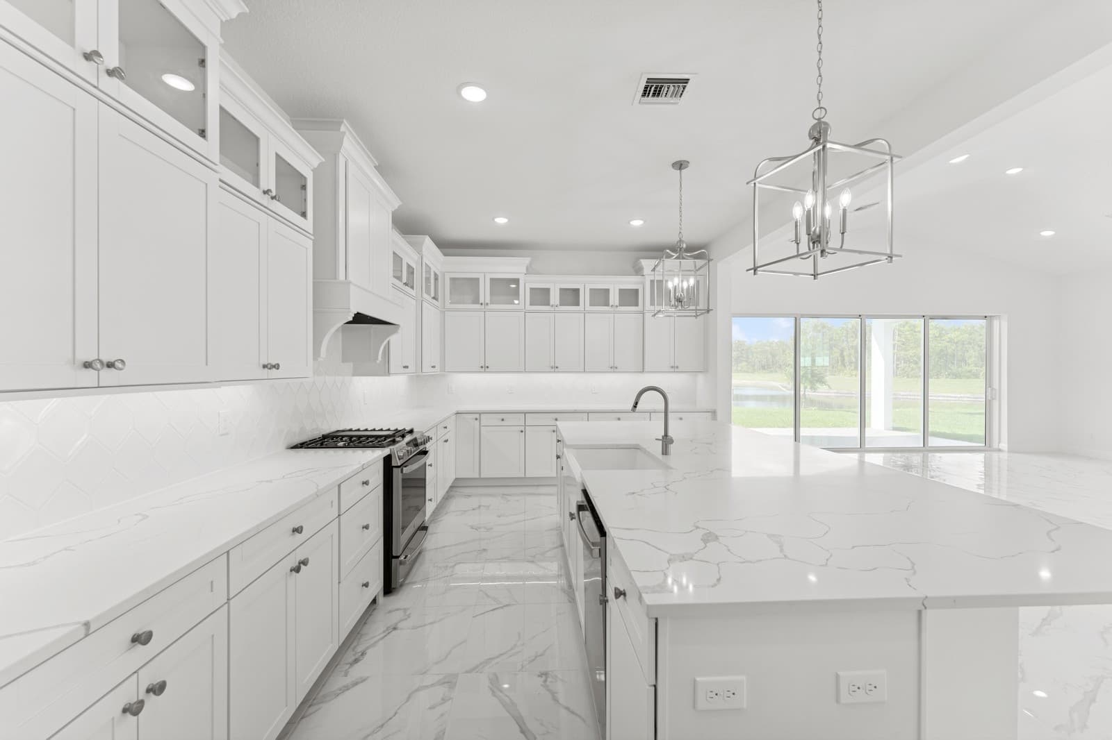Kitchen with quartz island and countertops 