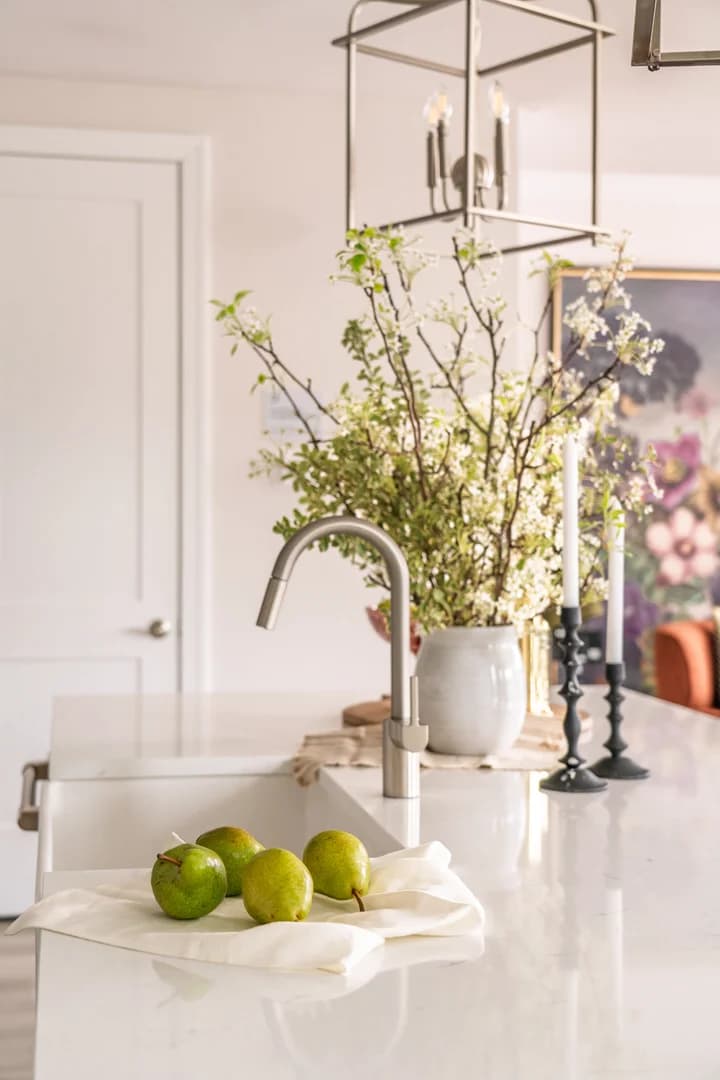 Hills at Warren Kitchen Island Styling