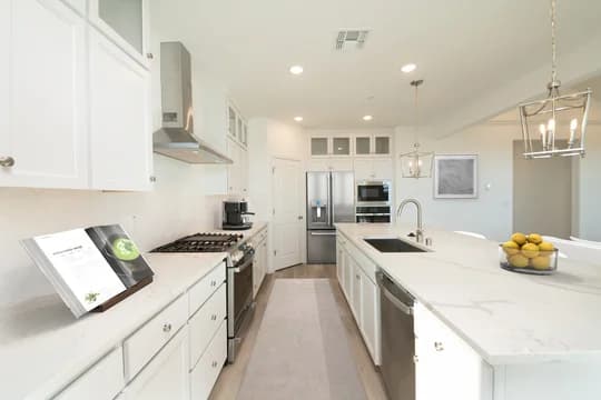 113992 Four Seasons at Homestead Faroe Kitchen 2