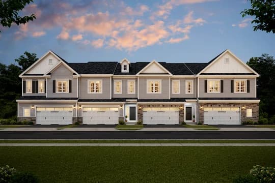 TOWNES AT WEST WINDSOR Townes at West Windsor Building String