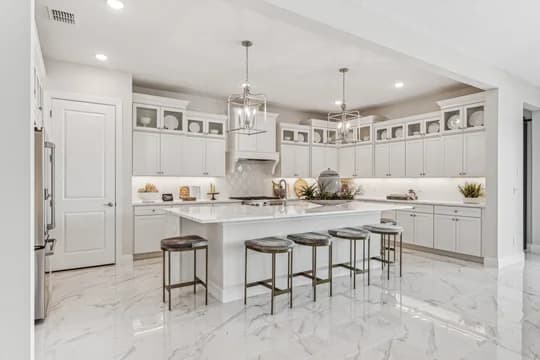 Four Seasons at Wylder Franklin Kitchen Classic Palette 5 Level