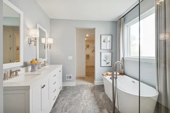 Hazel Run Glen Malmo Primary Bath Classic Palette 3 Level 2 Traditional Classic