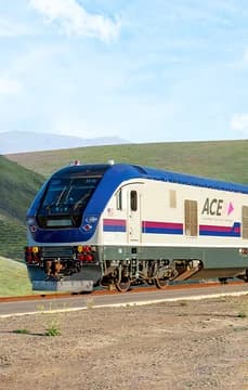 USP_The Estates_Train