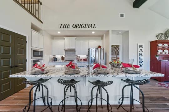 71560 Hunters Creek Savannah Kitchen