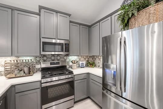 78399 Crosby Park Village Auburn Kitchen-5