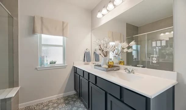 97502 Windrose Green Fairbanks Owner s Luxury Bath